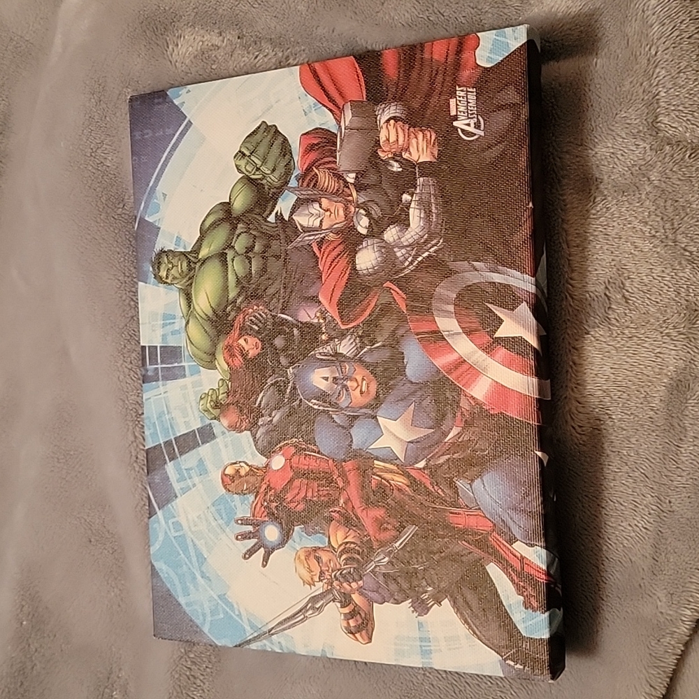 MARVEL "Avengers" Wall Decor